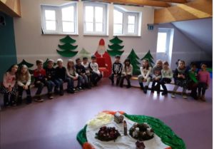 Read more about the article Weihnachtsfeier 2. Klasse