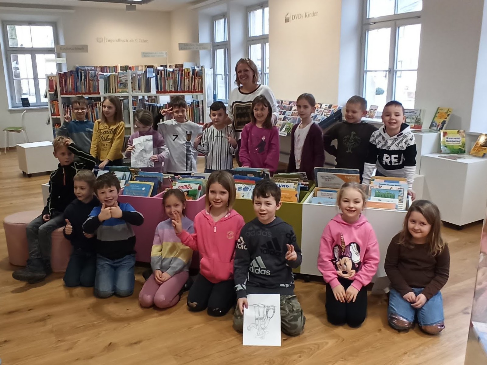 Read more about the article 1.Klasse zu Besuch in der Stadtbibliothek