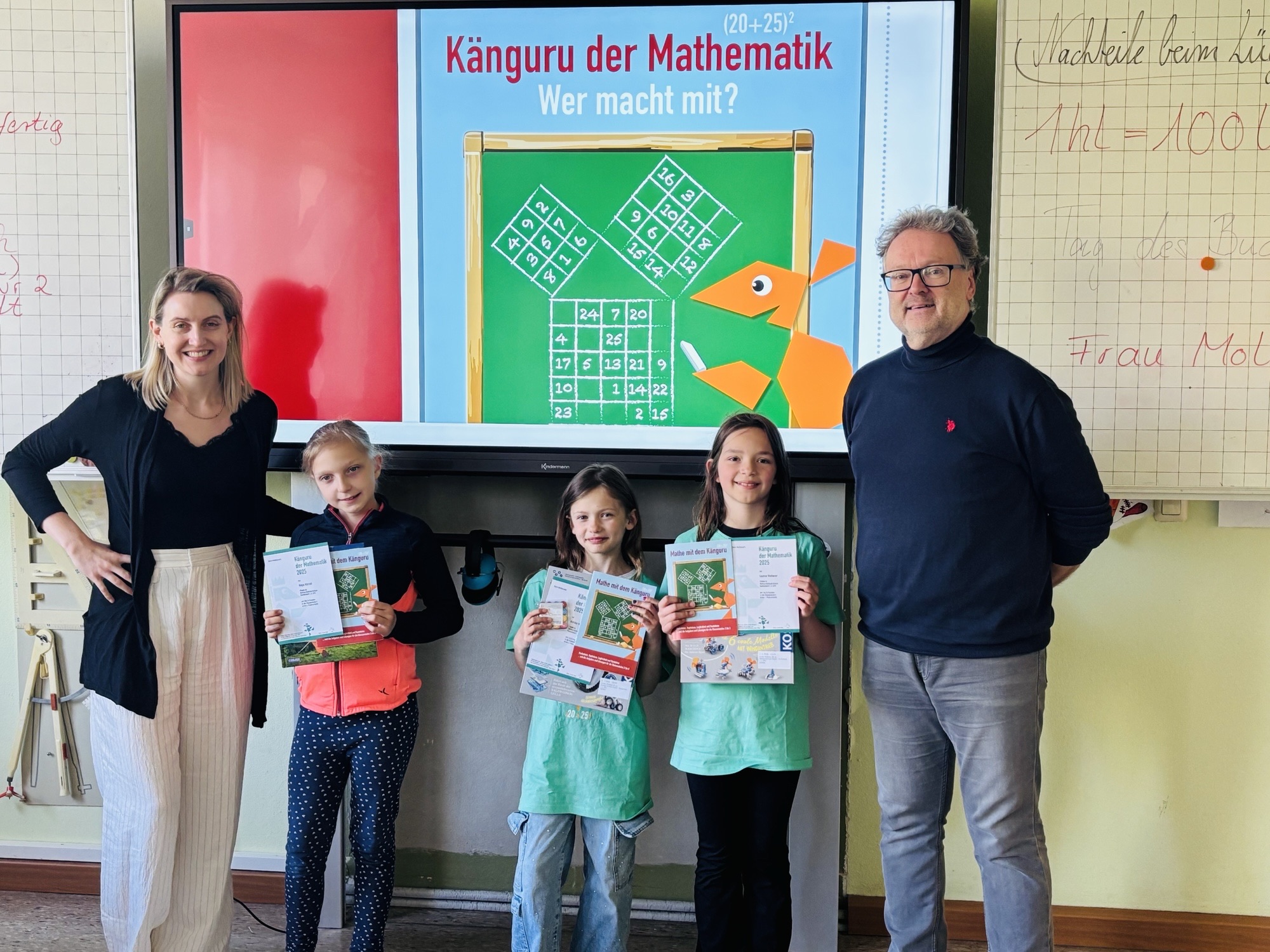 You are currently viewing Känguru-Wettbewerb: Mathebegeisterung an der Markus-Gottwalt-Schule